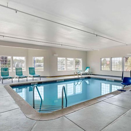 Comfort Inn & Suites Harrisburg-Hershey North المظهر الخارجي الصورة