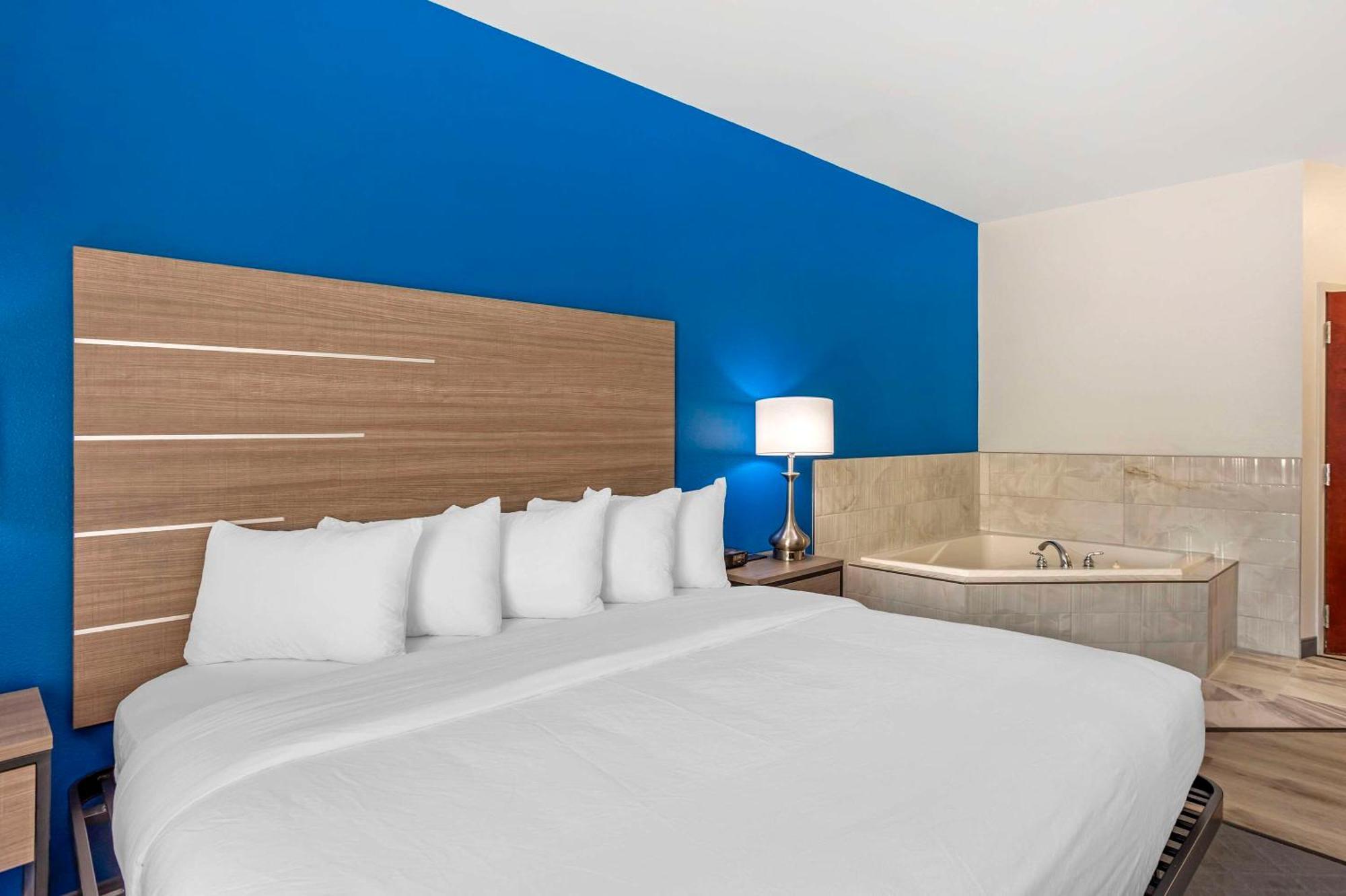 Comfort Inn & Suites Harrisburg-Hershey North المظهر الخارجي الصورة